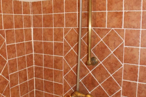 Bathroom 2 power shower with solid brass unit.