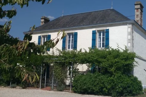 Les Ardoises - sleeps 8