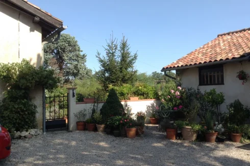 House and stable block