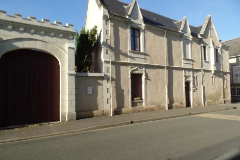 main house street facade