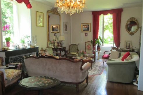 Maison de Maitre Living room