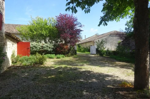 Entrance to Front Garden