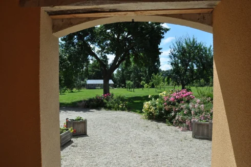 Patio between villa Saule and villa Chêne