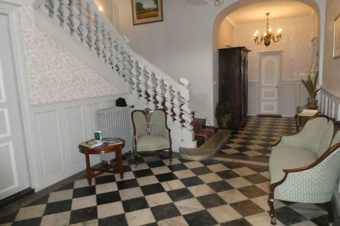 Entrance hall with original marble floor