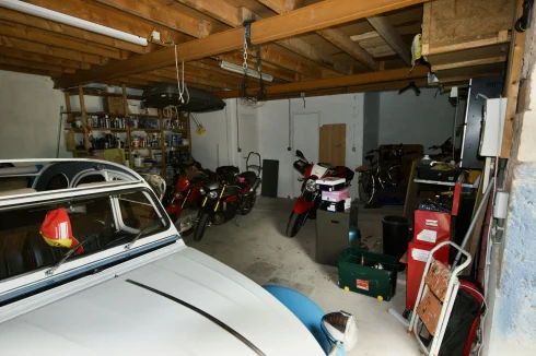 Garage 1