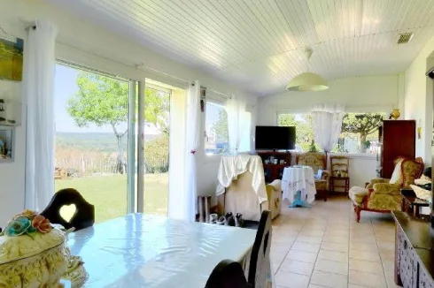 Living dining