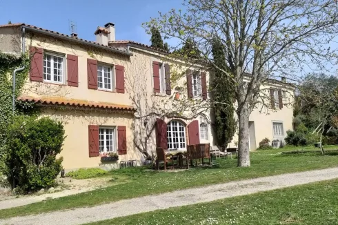 Equestrian Country Estate, House with Gite, 304m², 6 En-Suite Bedrooms, B&B,…