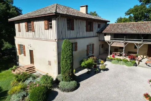 Traditional Gascony Manor House, Simorre, Gers