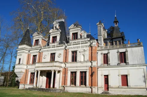 531 TBI CHATEAU XIX° ET FERME