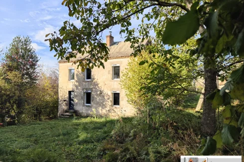 Tall Stone Built Farmhouse with over 4ha of Land.