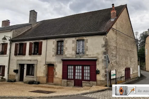 Large Building Comprising 3 Dwellings, Outbuildings and a Courtyard