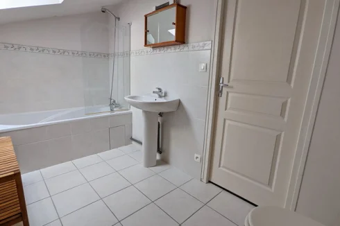 Gite - Bedroom 2 en suite bathroom/WC