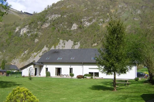 Pyrenees House with Gîte/Bed and Breakfast