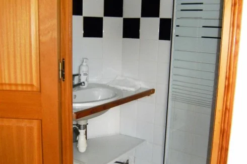 shower room 2