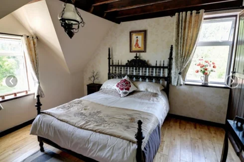 Farmhouse Bed 3