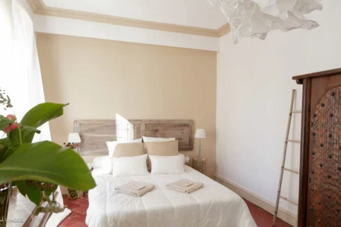 Metairie Bedroom in the Cistercian farm