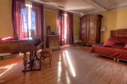 Metairie : Bedroom in the Cistercian farm