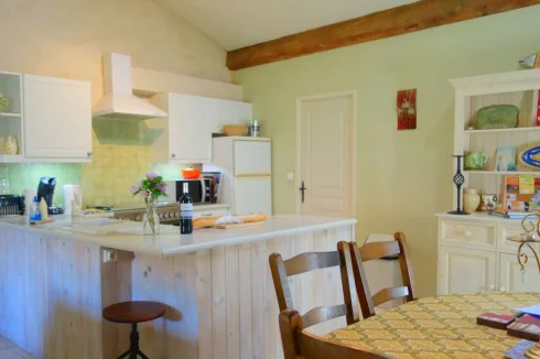 Barn Gite kitchen