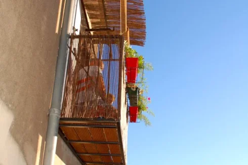 First floor : The balcony with view over the blue sky